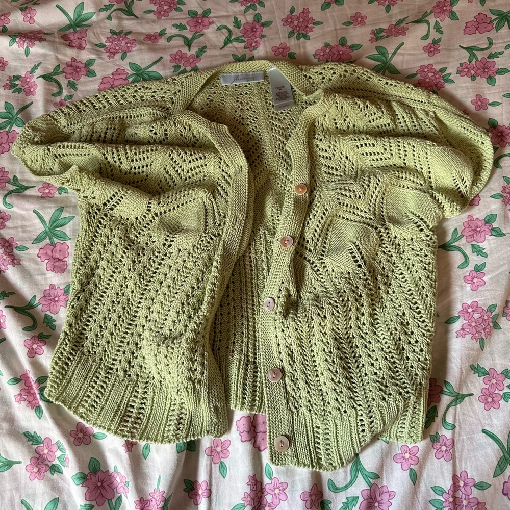 Green Crochet Cropped Cardigan